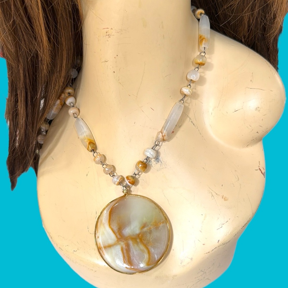 TAUPE BROWN AGATE STONE VINTAGE NECKLACE‎